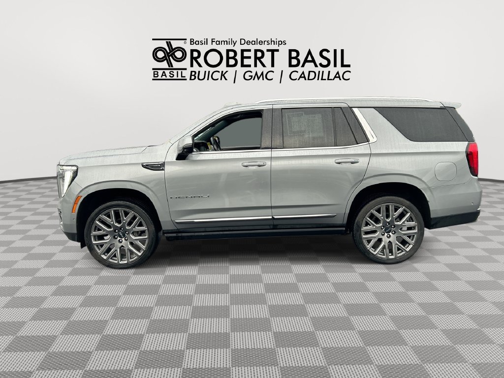 Used 2025 GMC Yukon Denali Ultimate AWD/4WD image 5