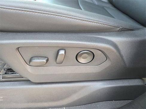 Used 2025 GMC Sierra 2500 SLT w/ Texas SLT Premium Package image 15