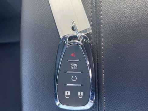 Used 2024 Chevrolet Malibu LT image 35