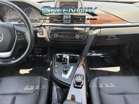 Used 2015 BMW 328i xDrive Sedan AWD/4WD image 10