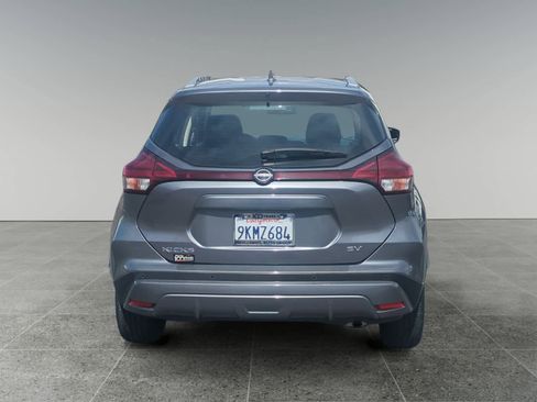 Used 2024 Nissan Kicks SV image 4