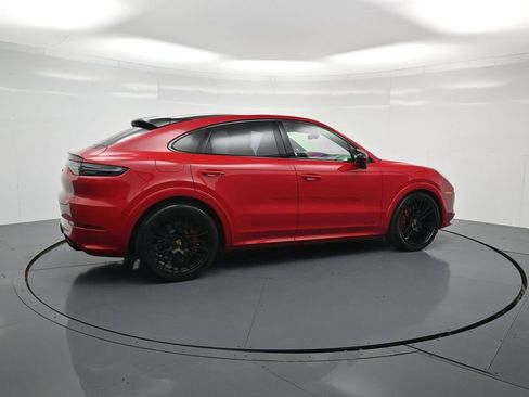 Used 2023 Porsche Cayenne GTS w/ Premium Package Plus image 31