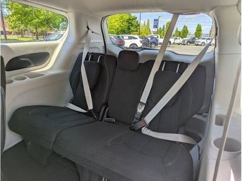 Used 2023 Chrysler Voyager LX FWD image 70
