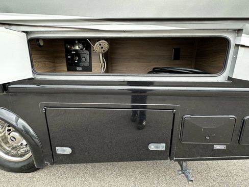 Used 2016 Mercedes-Benz Sprinter 3500 w/ Swivel Seat Package image 2