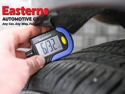 Used 2018 Buick Encore Essence w/ Experience Buick Package image 29