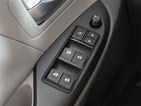 Used 2019 Toyota Sienna LE image 35