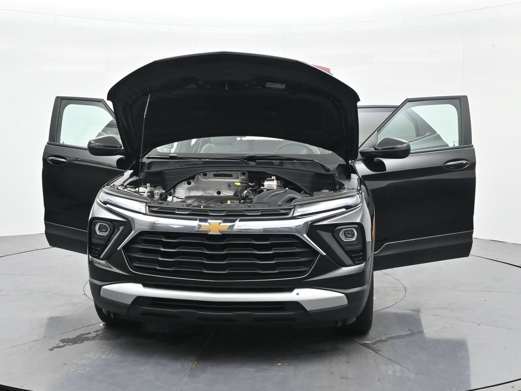 Used 2025 Chevrolet TrailBlazer LT FWD image 49