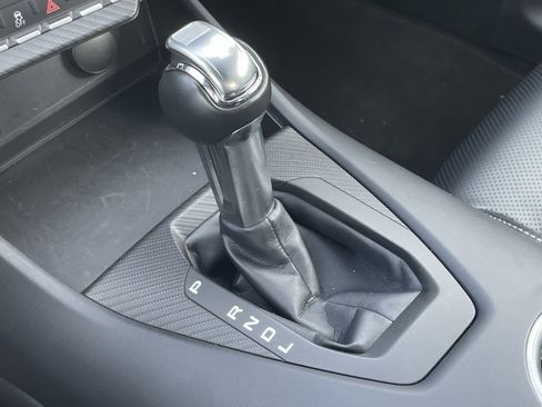 Used 2025 Ford Mustang Premium image 23