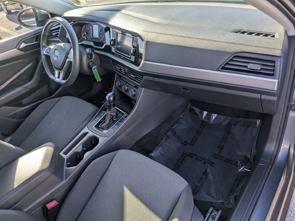 Used 2020 Volkswagen Jetta S w/ Driver Assistance Package FWD image 10