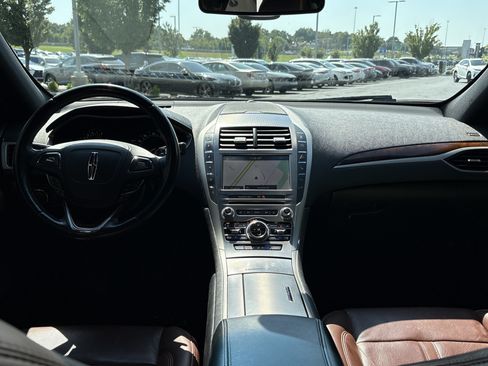 Used 2020 Lincoln MKZ Reserve w/ Luxury Package AWD/4WD image 29