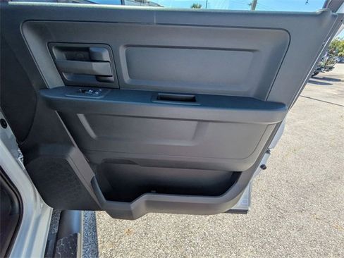 New 2025 RAM 2500 Tradesman image 30