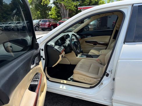 Used 2012 Honda Crosstour EX-L image 15
