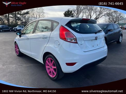 Used 2019 Ford Fiesta SE w/ Equipment Group 201A image 5