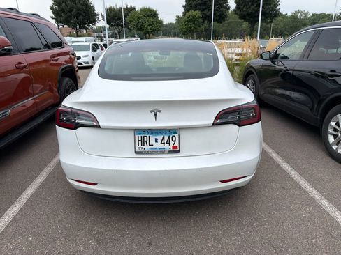 Used 2021 Tesla Model 3 Standard Range Plus RWD image 4