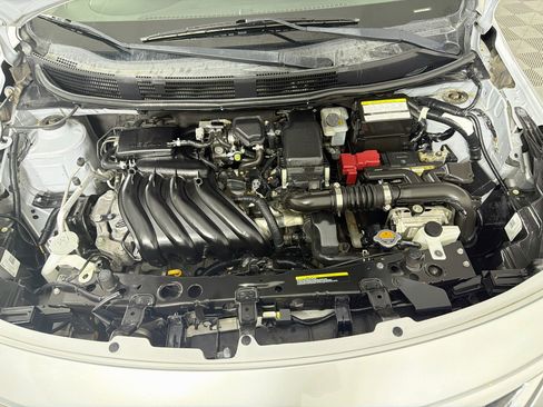 Used 2016 Nissan Versa SV FWD image 29