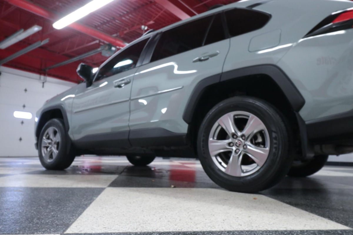 Used 2022 Toyota RAV4 XLE w/ Convenience Package FWD image 37