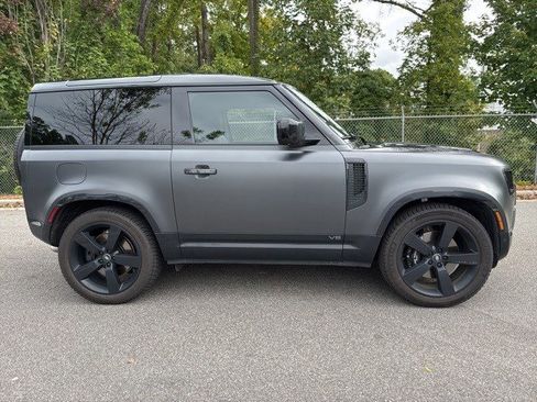 Used 2024 Land Rover Defender 90 Carpathian Edition image 4