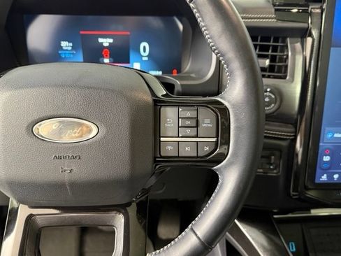 Used 2023 Ford F150 Lightning Platinum AWD/4WD image 42