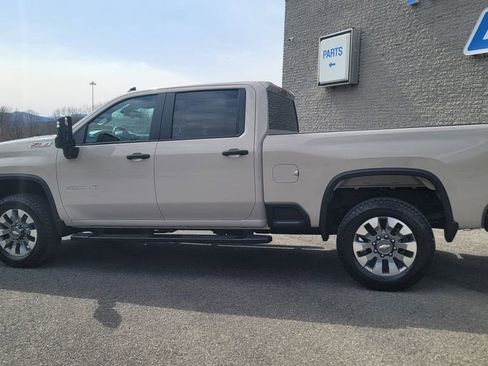 New 2026 Chevrolet Silverado 2500 Custom w/ Custom Value Package AWD/4WD image 5