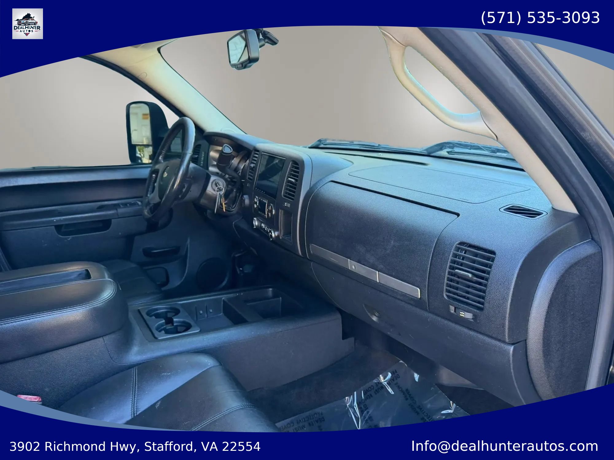Used 2012 Chevrolet Silverado 2500 LT w/ Interior Plus Package AWD/4WD image 17