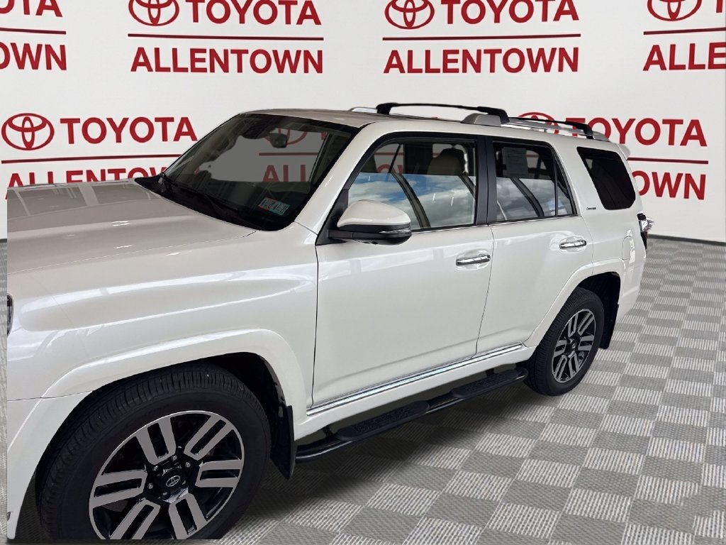 Used 2022 Toyota 4Runner Limited AWD/4WD image 16