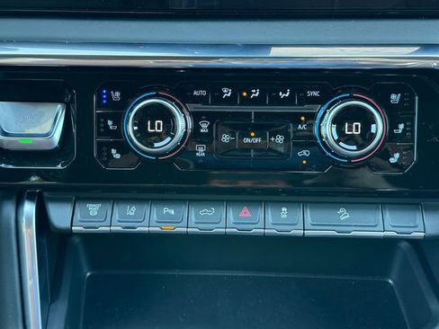 New 2026 GMC Sierra 2500 Denali Ultimate w/ Max Trailering Package AWD/4WD image 9