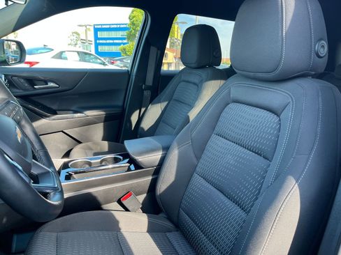 Used 2025 Chevrolet Equinox LT image 27