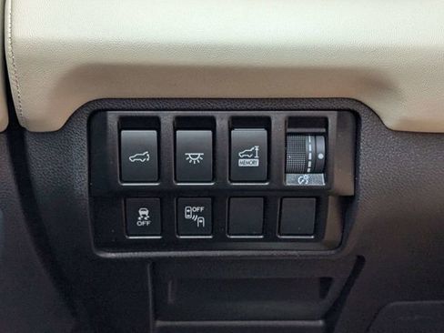 Used 2022 Subaru Ascent Touring w/ Popular Package #2A image 22