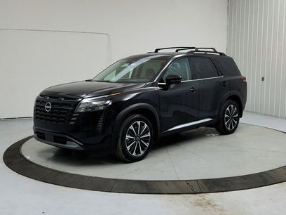 New 2026 Nissan Pathfinder Platinum
