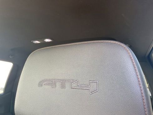 Used 2021 GMC Sierra 1500 AT4 AWD/4WD image 9