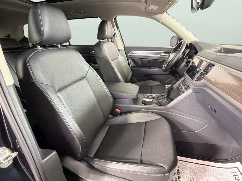 Used 2019 Volkswagen Atlas SE w/ Panoramic Sunroof Package FWD image 36