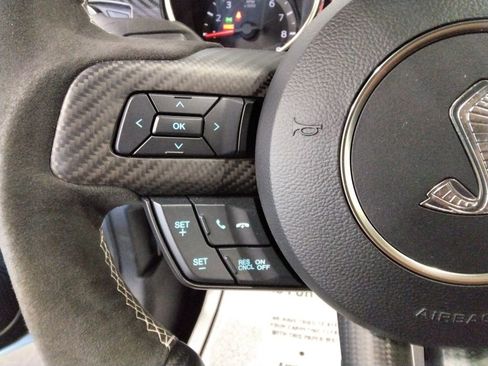 Used 2020 Ford Mustang Shelby GT350 w/ Technology Package image 13