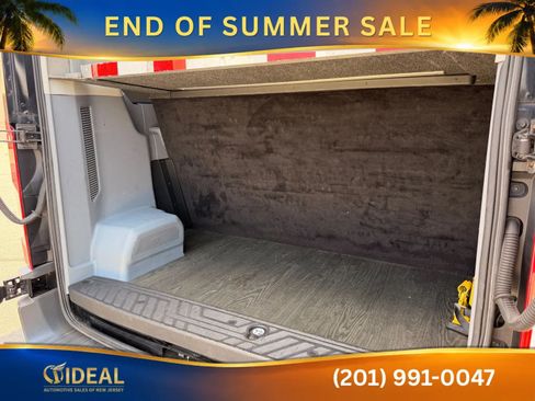 Used 2018 Ford Transit 350 XLT RWD image 9
