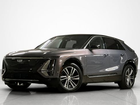 Used 2025 Cadillac Lyriq Luxury AWD/4WD image 1
