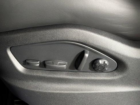 New 2026 Porsche Cayenne GTS image 29