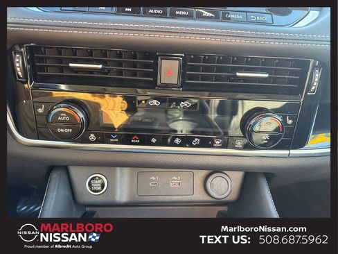 Certified 2022 Nissan Rogue SL w/ SL Premium Package image 26