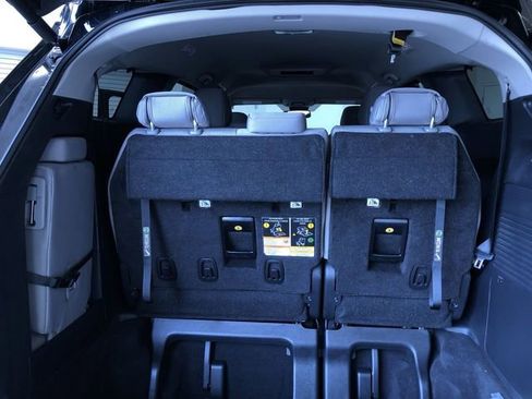 Used 2026 Toyota Sienna LE FWD image 34
