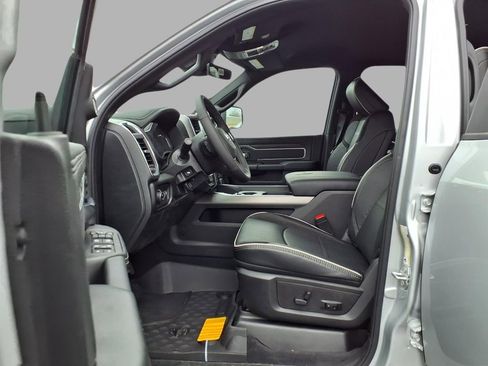 New 2026 RAM 3500 Laramie AWD/4WD image 21