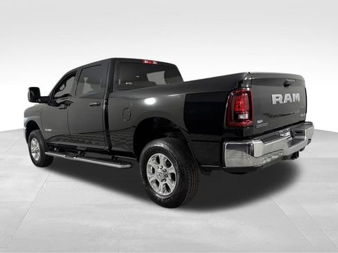 Used 2025 RAM 2500 Big Horn AWD/4WD image 9