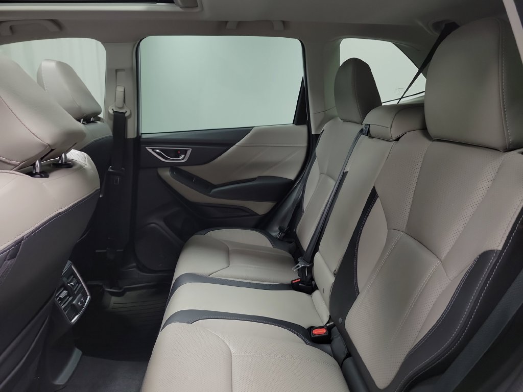 Used 2023 Subaru Forester Limited AWD/4WD image 30