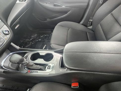 Used 2023 Chevrolet Malibu LT FWD image 27