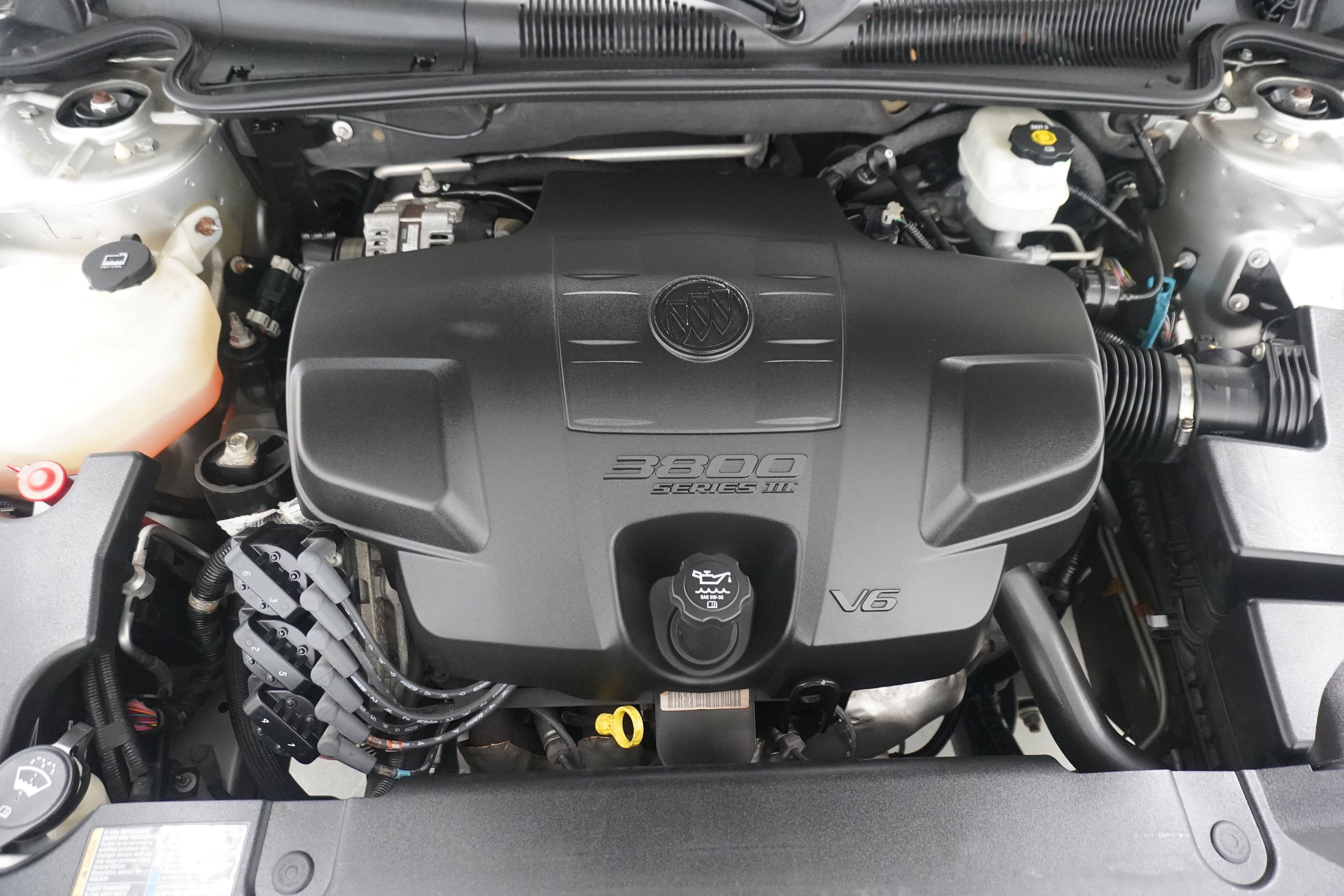 Used 2008 Buick Lucerne CXL w/ Driver Confidence Package FWD image 23