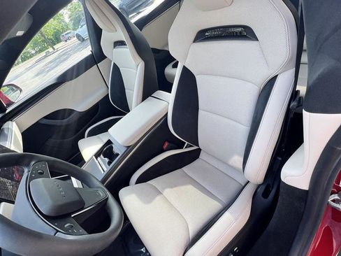 Used 2026 Tesla Model S Plaid image 10