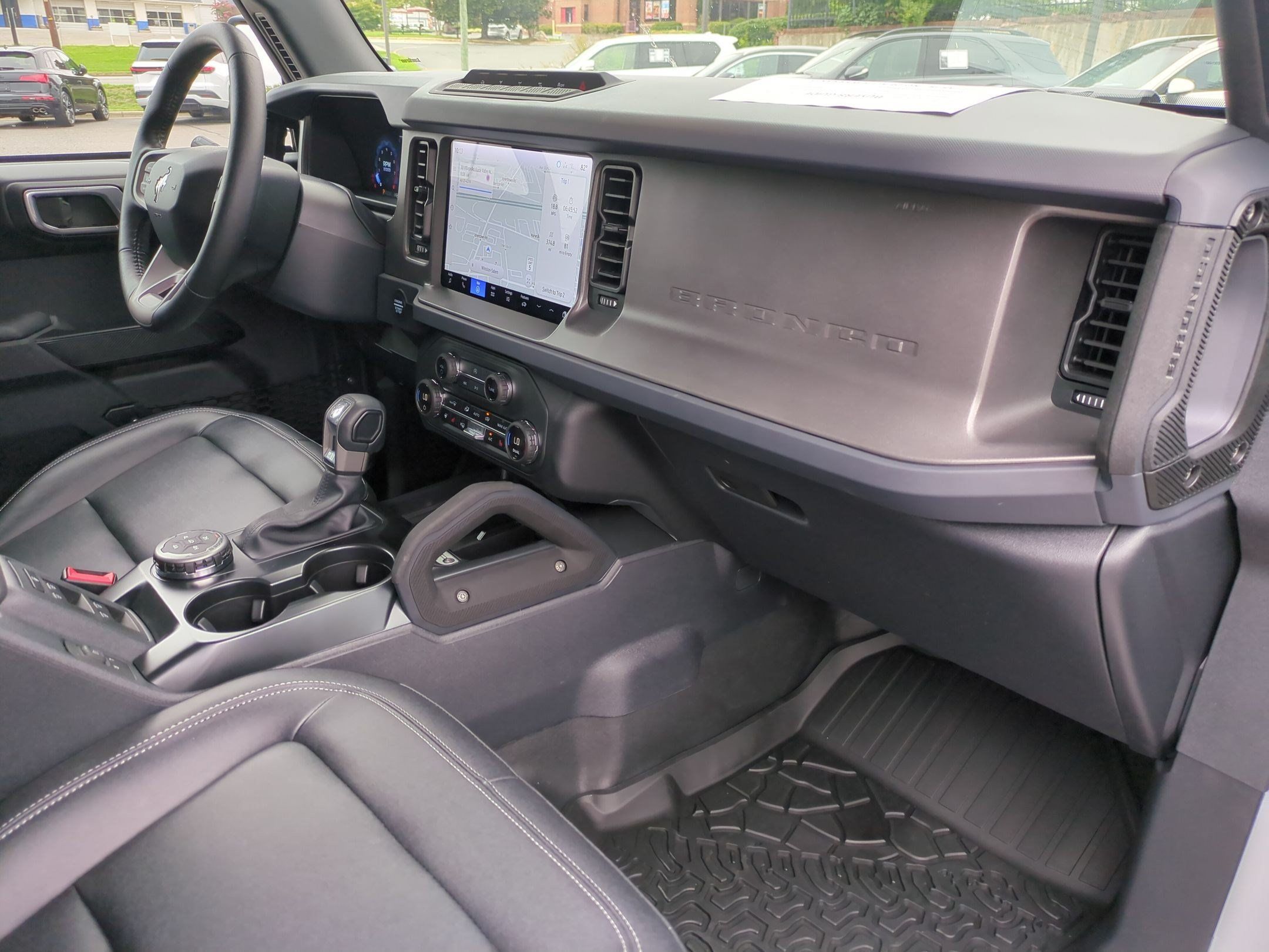 Used 2025 Ford Bronco Badlands AWD/4WD image 36