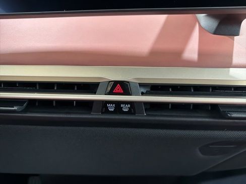 Used 2026 BMW iX xDrive45 image 34