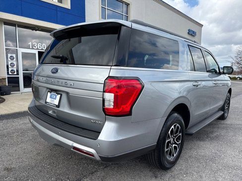 Used 2024 Ford Expedition Max XLT image 18