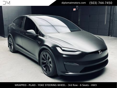 Used 2022 Tesla Model X Plaid AWD/4WD image 9