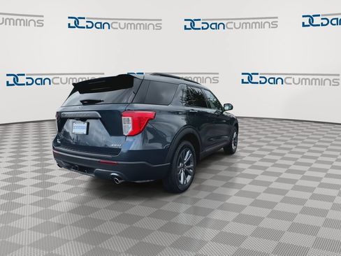 Used 2024 Ford Explorer XLT w/ Equipment Group 202A AWD/4WD image 8