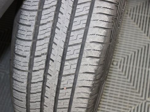 Certified 2020 Ford Escape SE image 22