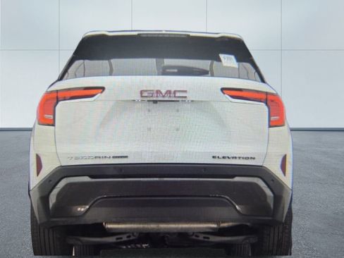 Used 2025 GMC Terrain Elevation image 16